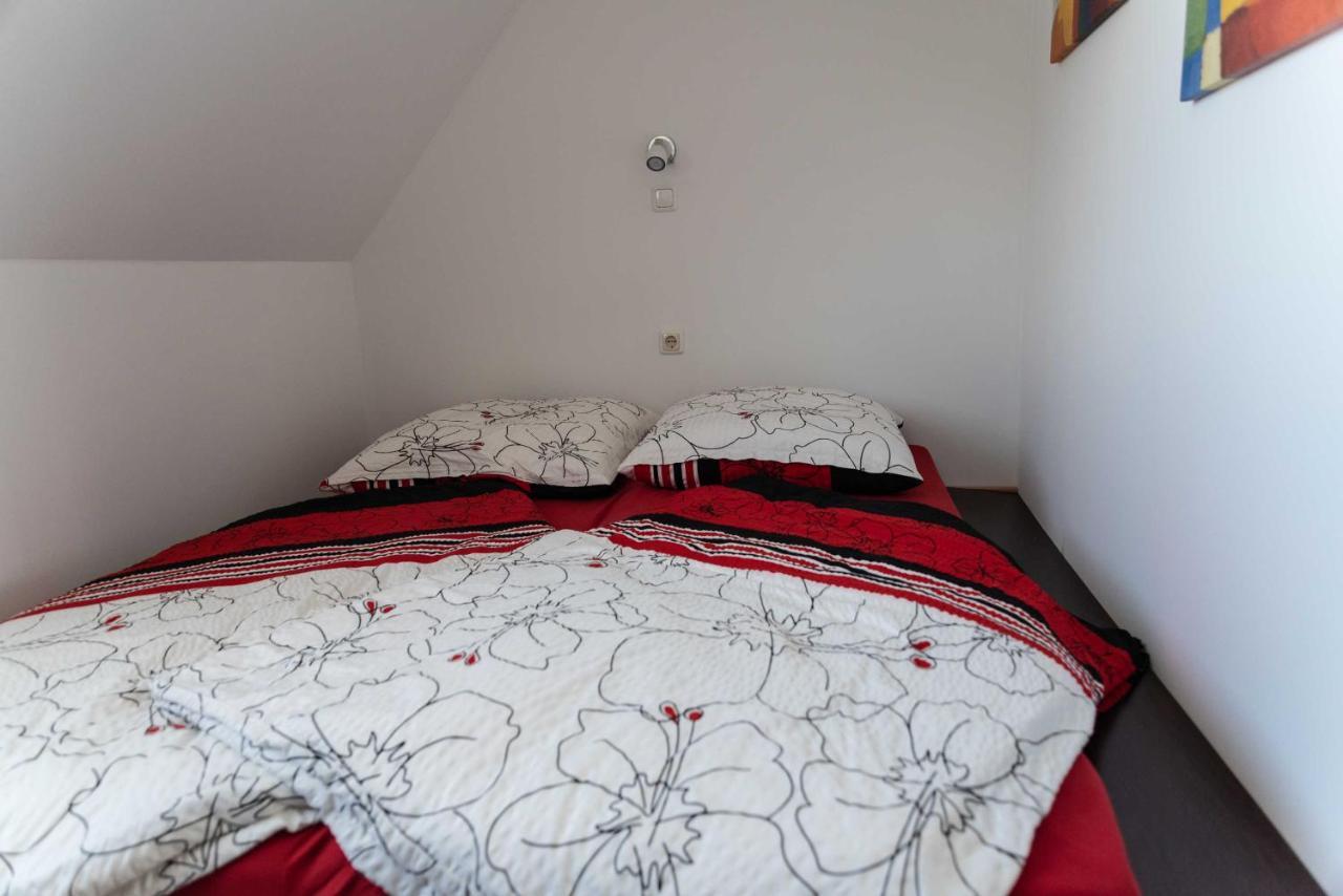 Apartmán Haus Inselperle Mit Blick Auf Den Bodden Alt Reddevitz Pokoj fotografie