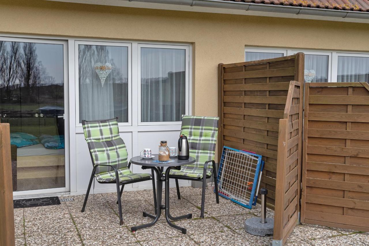 Apartmán Haus Inselperle Mit Blick Auf Den Bodden Alt Reddevitz Exteriér fotografie